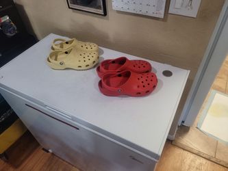 Almost New Crocs!