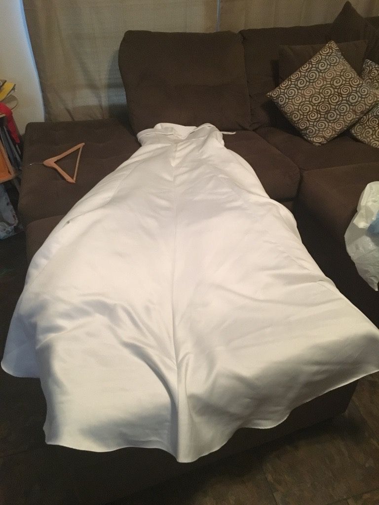Wedding dress size 14 $ 50
