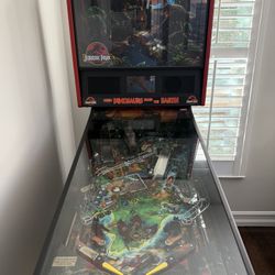    Pinball Machine …Jurassic Park Home Edition