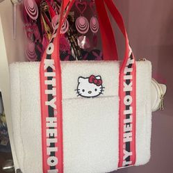New Hello Kitty Loungefly Purse