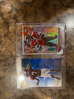 Michael Vick Football Card Lot of 2