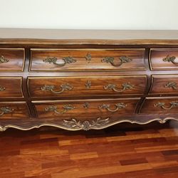 Vintage Solid Wood Bedroom Furniture 