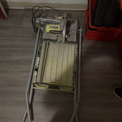 Ryobi Table Saw