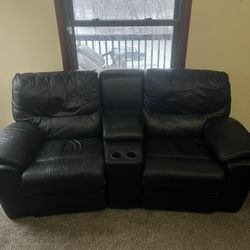 Black Leather Sofa With 2 Recliners 