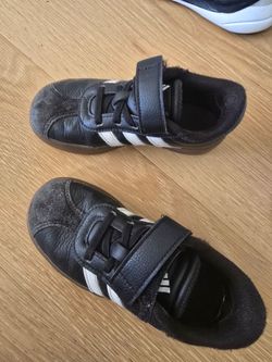 Kids shoes