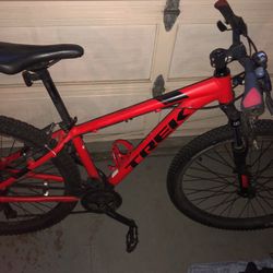 Trek Mountain Bike 