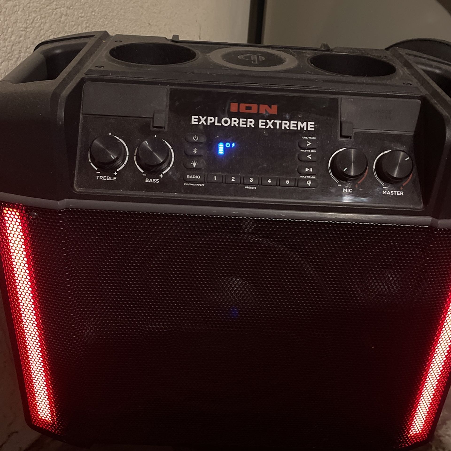Ion explorer extreme Bluetooth speaker for Sale in Pasadena, TX OfferUp