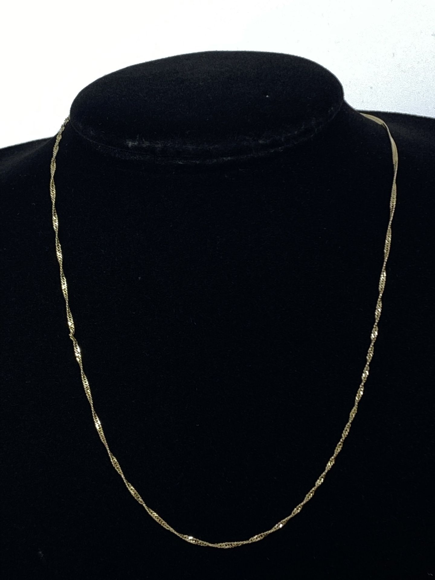 $200 Yellow Gold Twisted Necklace