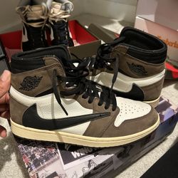 Travis Scott x Air Jordan 1 Retro High OG 'Mocha