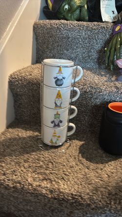 Gnome Stackable Mug Set with Metal Rack