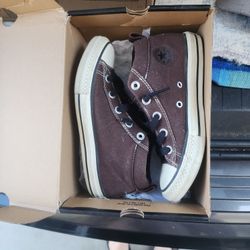 Converse Size 3 US Slightly Worn Pretty Much Brand New With Box 📦 