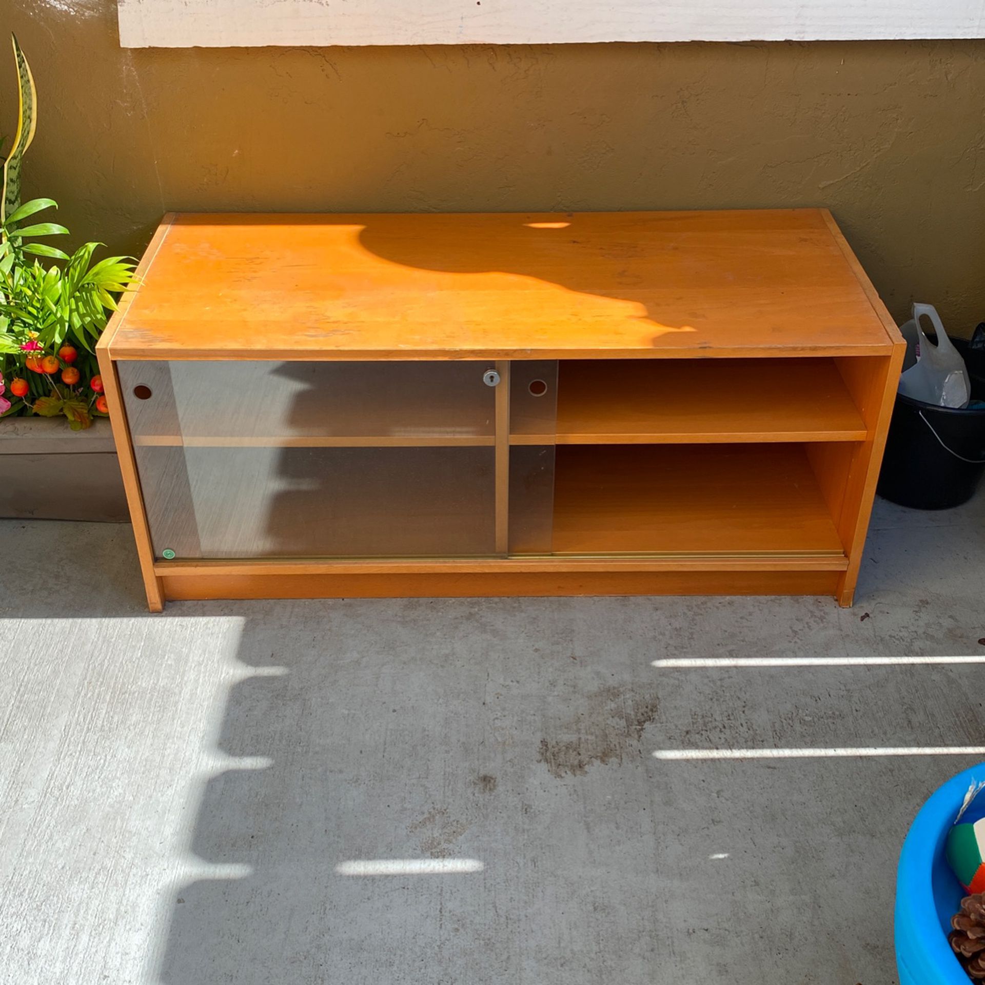 Tv Stand $10