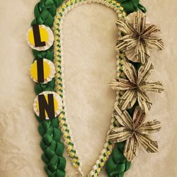 Graduation Ribbon Lei 