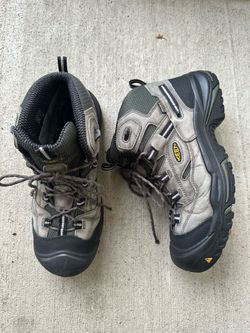 KEEN Braddock Mid WP Boots Mens Sz 12 Steel Toe Waterproof