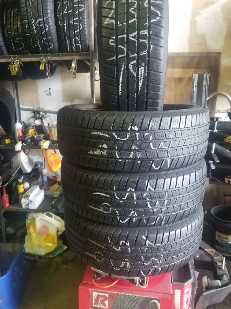 4 Michelin tires 235/55/19 $240 installed and balance good condition