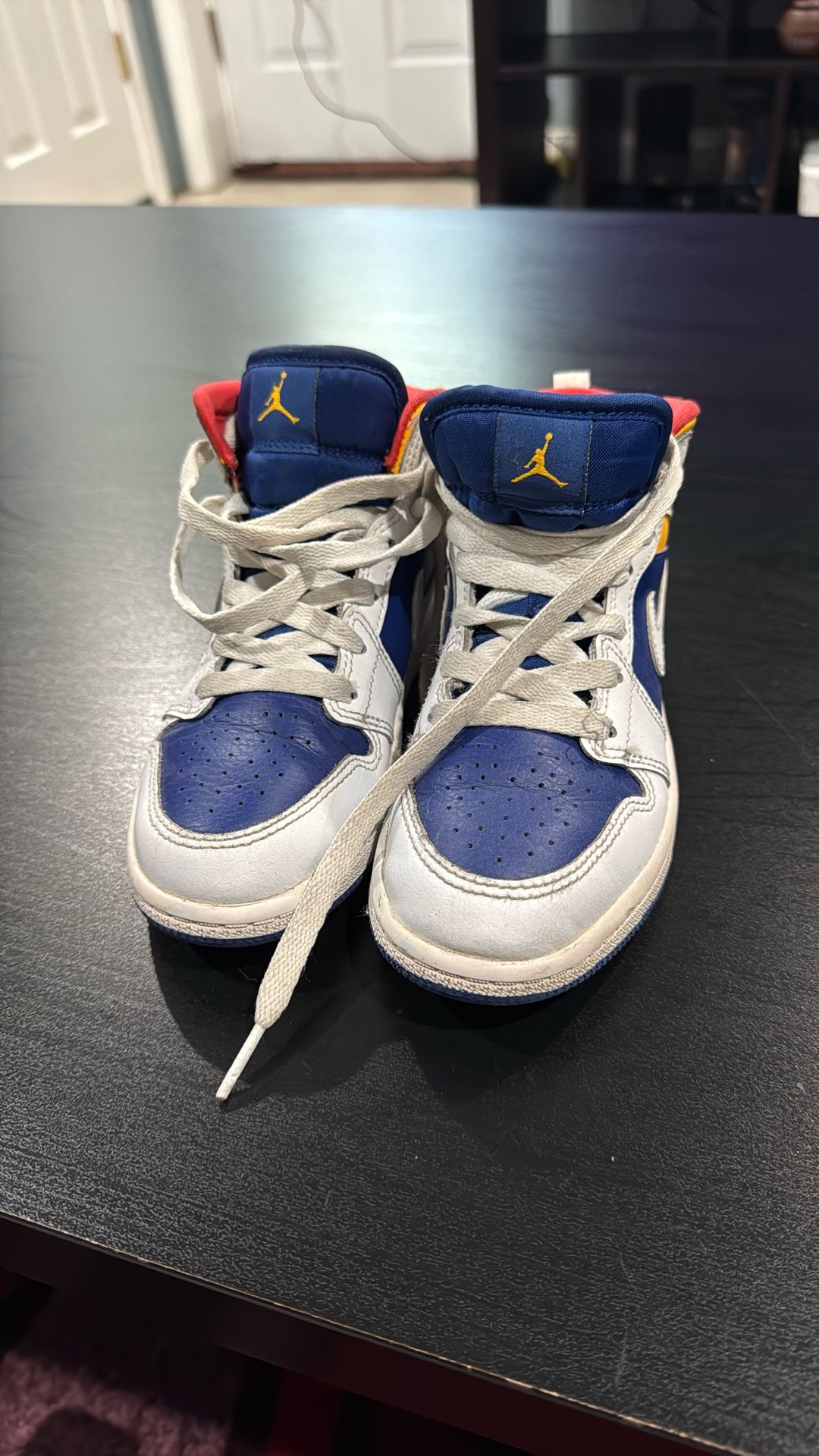 Nike Air Jordan 1 Retro Kids Size 13.5C