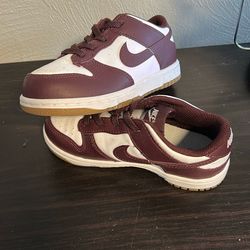Maroon Dunk