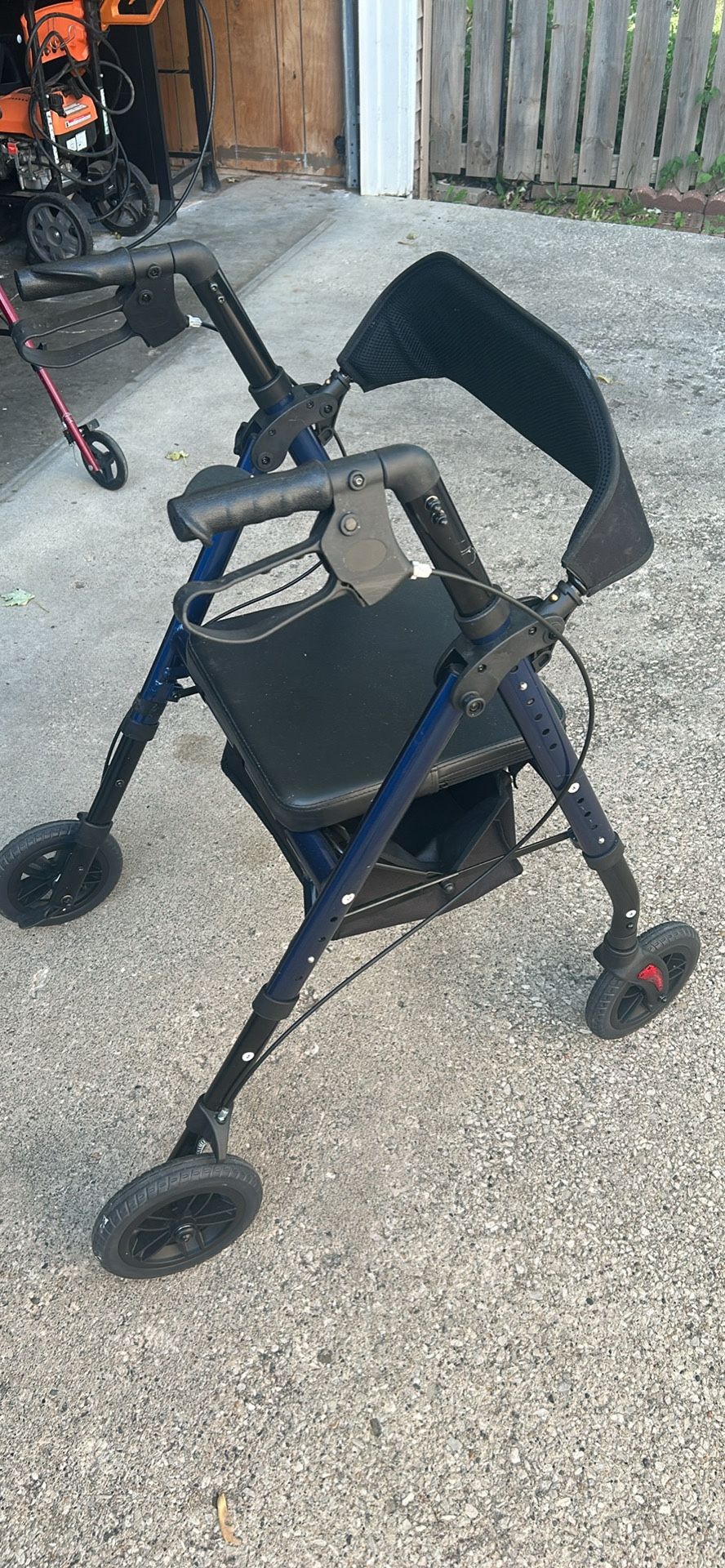 Walker With Brakes And Swivel Wheels 