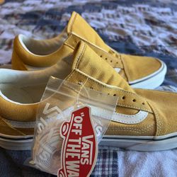 Vans “Old Skool” Gold Size 8 Men’s/9.5 Women’s Shoes