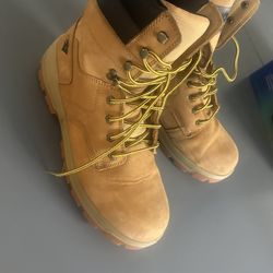 Men’s size 13 work boots 