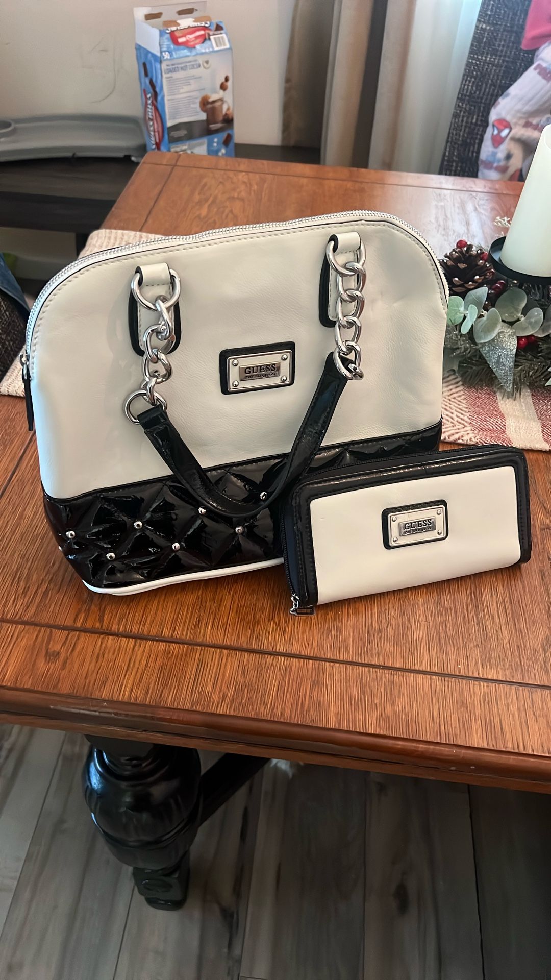 Guess Purse And Wallet