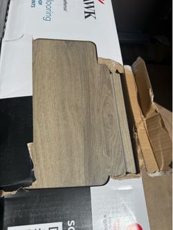 Vinyl Flooring – Beckett Oak (9 Cases Available)