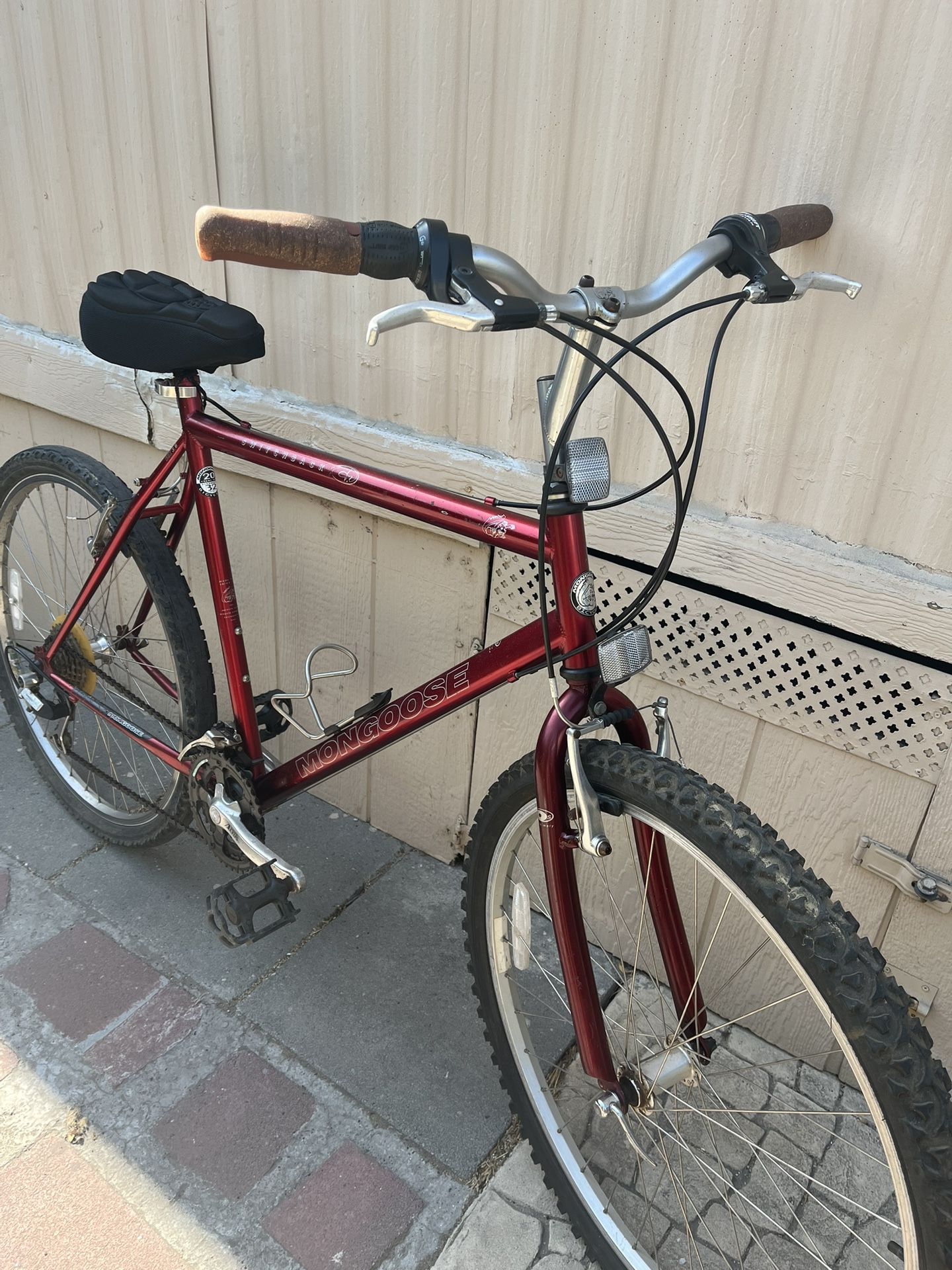 bike evryting work good tires size 26