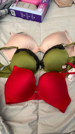 3 Victorias Secret 36D bras
