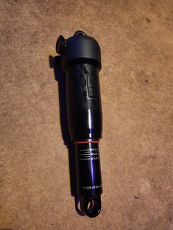 Rock Shox Deluxe Select Rear Shock,210x47.5mm