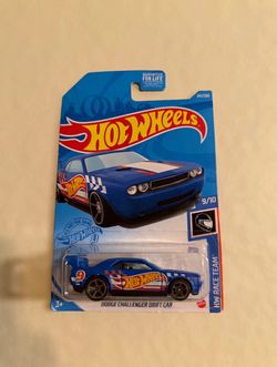 Hot Wheels Dodge Challenger Drift Car