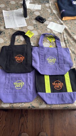 Trador Joes Mini Tote