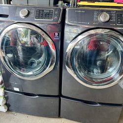 Samsung Washer And Dryer With Pedestals 