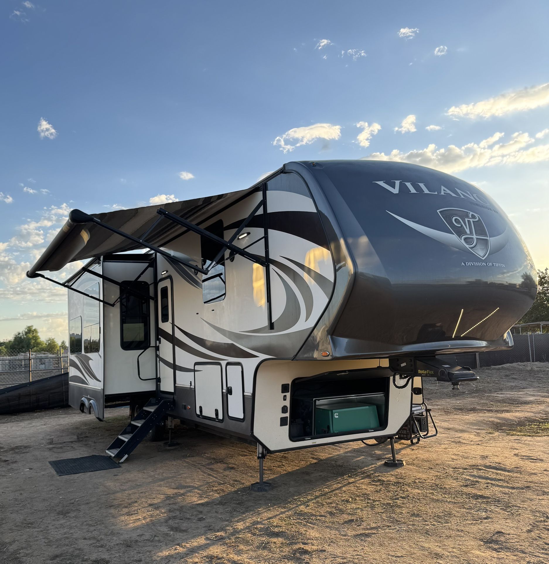 2018 Tiffin Motorhome Vilano 320GK