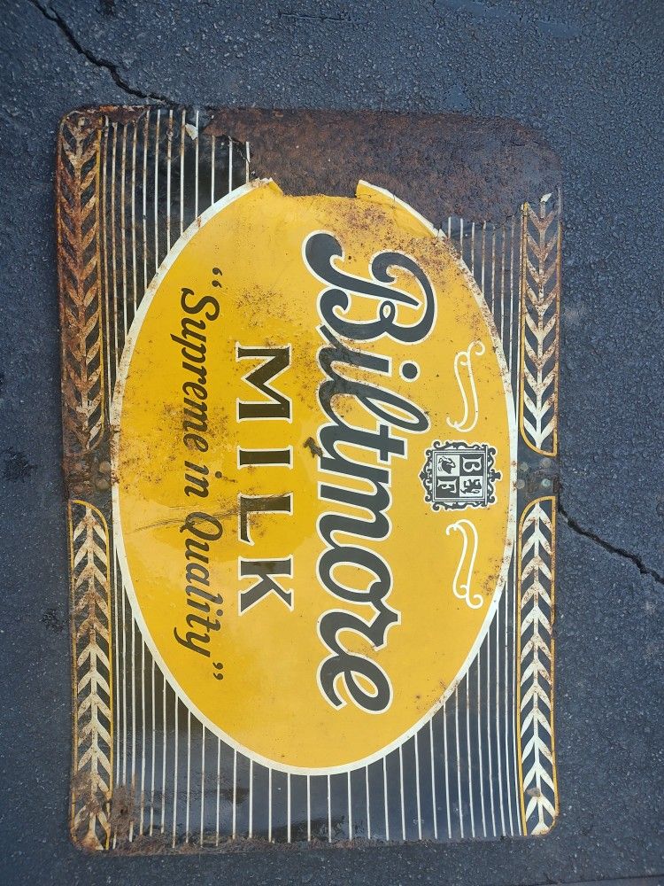 Biltmore Spinner Sign