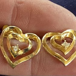 Heart Earrings w/cubic Zirconia