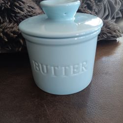 $12 Ceramic Butter Crock/Butter Bell. Robin Egg Blue. 