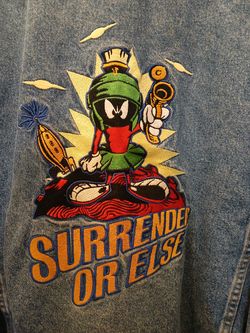 Vintage 1995 Warner Bros Marvin the Martian surrender or else embroidered denim jacket size XL