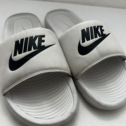 NIKE  VICTORY ONE SANDAL WHITE CN9675-100 size 10