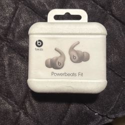 Powerbeats Fit