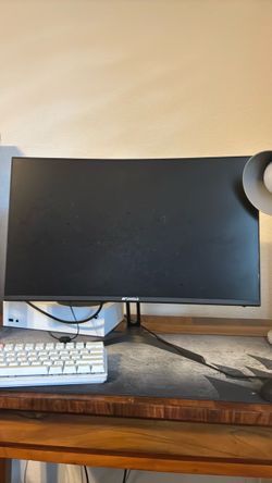 Sandi I monitor.