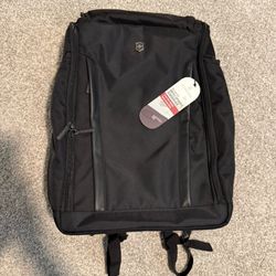 ALTMONT PROFESSIONAL FLIPTOP LAPTOP BACKPACK