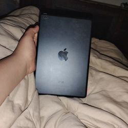 iPad Used Little Crack 