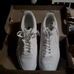 Mens Shoes Size 11 White Nike Court Vision LO NN