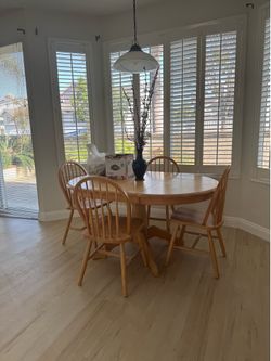 Dinning Table Set with 4 Chairs