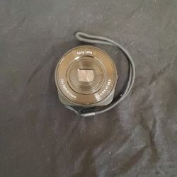 Sony Cyber-shot DSC-QX10