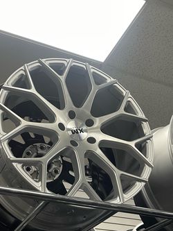 20" 5x114.3 rims for Nissan Maxima & Hyundai Genesis Vehicle Fitment: Stop settling for factory wheels that look like an afterthought. Give your seda