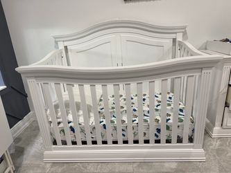 Baby crib