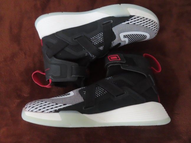 APL SUPERFUTURE Black / White / Red 7.5 APL SUPERFUTURE Black / White / Red 7.5 main image 2