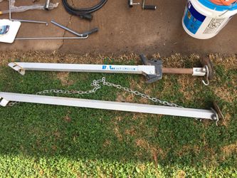 Bi-fold 5th wheel stabilizer