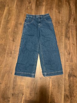 A lab wide leg jeans